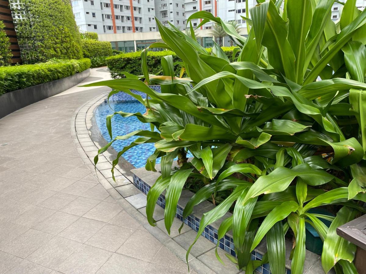 Penthouse Perfection Air Makati Apartment Manila Exterior photo