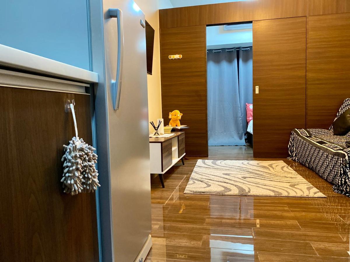 Penthouse Perfection Air Makati Apartment Manila Exterior photo
