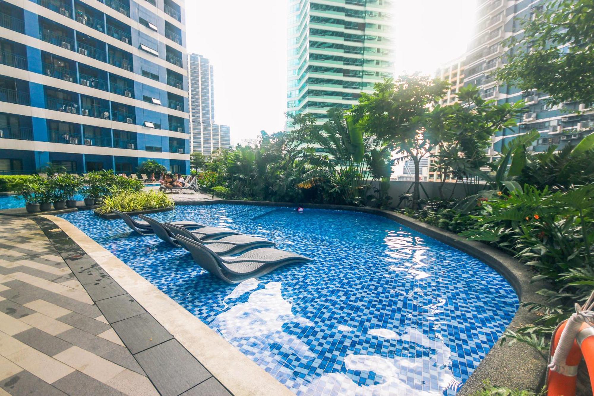 Penthouse Perfection Air Makati Apartment Manila Exterior photo